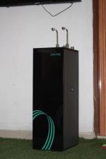 Livotec Hot-Cold-Warm Cabinet 7 Stage RO Water Purifier|Vietnam